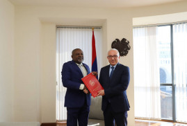 Ermenistan ve Angola arasındaki iş birliğinin derinleştirilmesi ele alındı