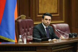 Ermenistan bölge ülkeleri ve güç merkezleriyle dengeli bir politika izlemeye çalışıyor