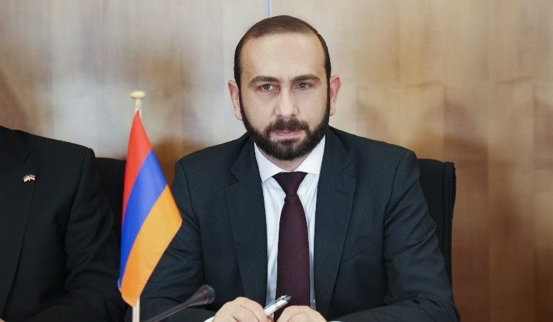 Ermenistan Dışişleri Bakanı’ndan Diplomatlar günü mesajı