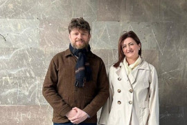 Fransa'nın Ermenistan Büyükelçisi Goris'teki Frankofoni kültür merkezi'ni ziyaret etti