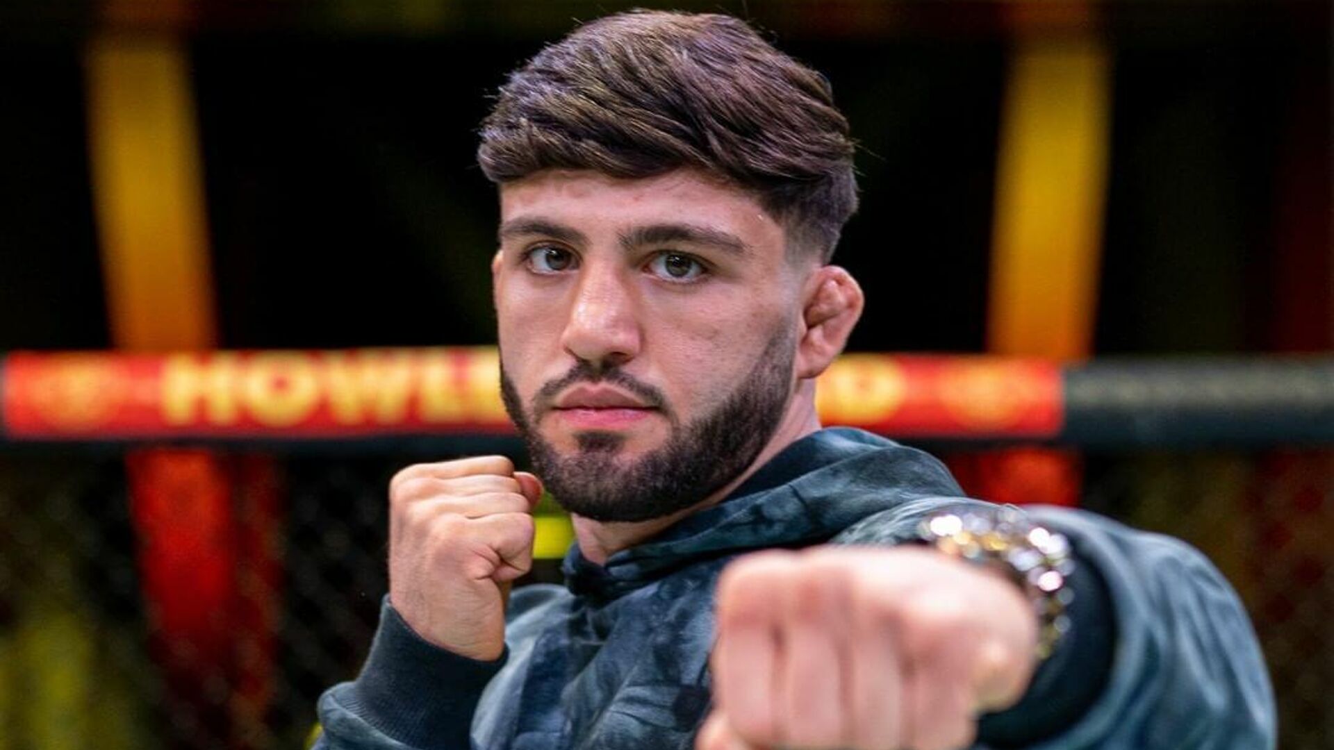 Ermeni sporcu, UFC'nin en iyi dövüşçüler listesine dahil edildi