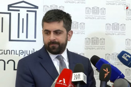 Khandanyan: Esirlerin iadesi Barış Anlaşmasına bağlı değil, şimdi gerçekleşmeli