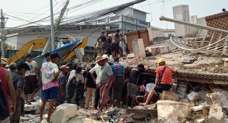 Myanmar'daki depremlerde can kaybı 1700'e çıktı