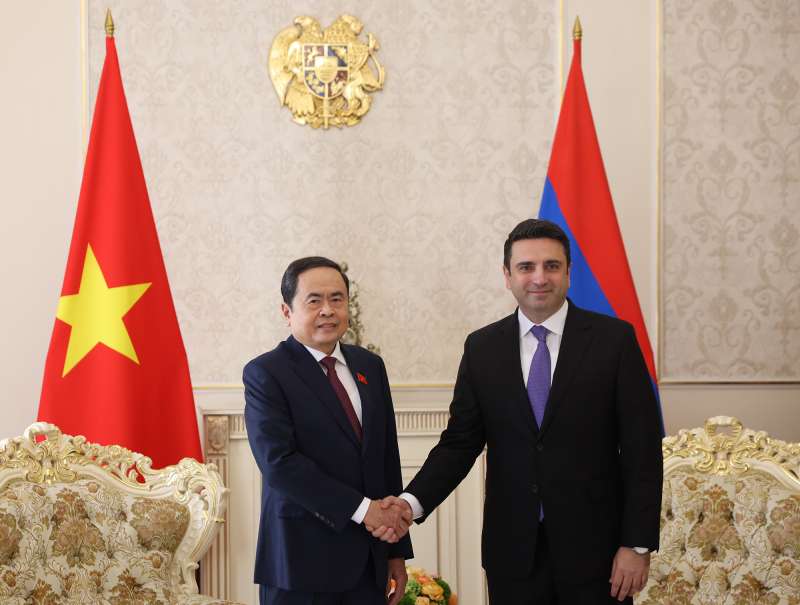 Alen Simonyan, Vietnam Meclis Başkanı’nın dikkatini Ermeni esirler konusuna çekti