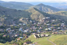 Azerbaycan tarafı Syunik’in Khnatsakh köyüne yine ateş açtı