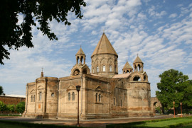 Ermeni Kilisesi, Azerbaycan’ın Roma’daki Ermeni karşıtı etkinliğini kınadı