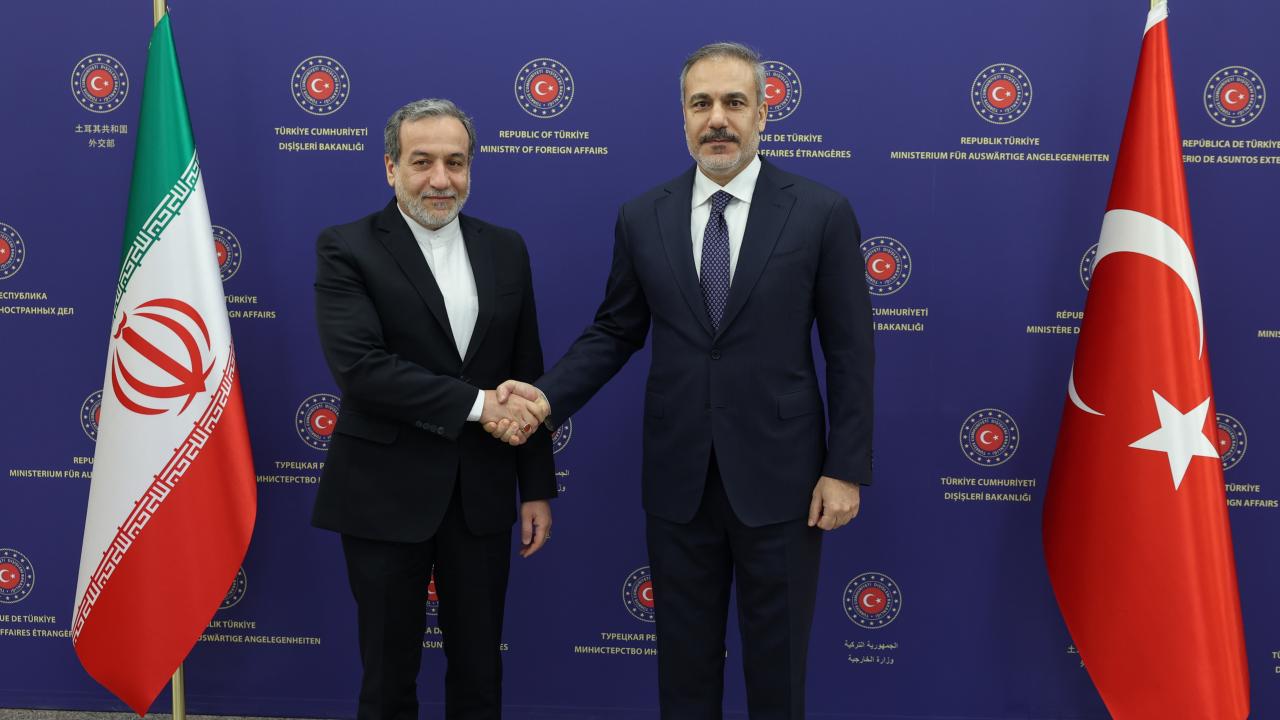Հեռախոսազրույց են ունեցել Թուրքիայի և Իրանի արտգործնախարարները