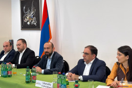Ermenistan Dışişleri Bakanı, komşu ülkelerle ilişkilerin normalleştirilmesine yönelik son gelişmeleri aktardı
