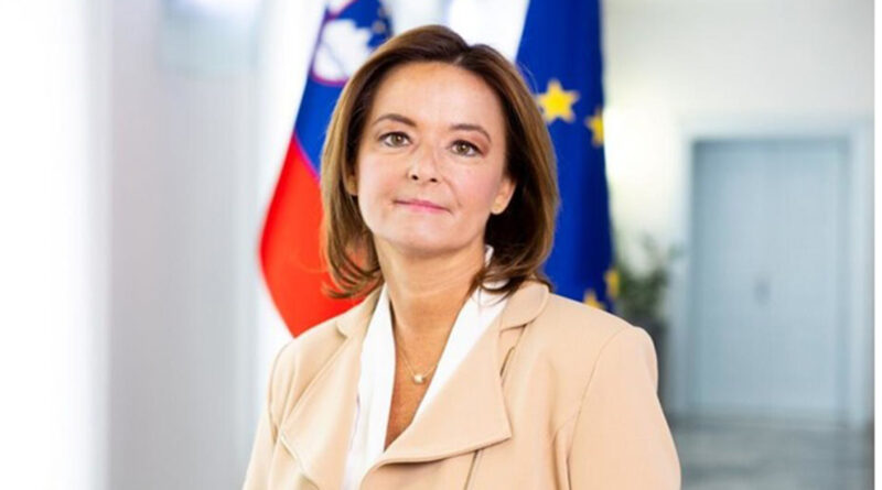 Slovenya Dışişleri Bakanı Ermenistan ve Azerbaycan'ı ziyaret edecek