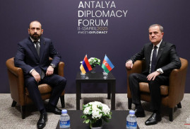 Bayramov, Antalya’da Mirzoyan ile yaptığı görüşmeyi oldukça faydalı olarak değerlendirdi