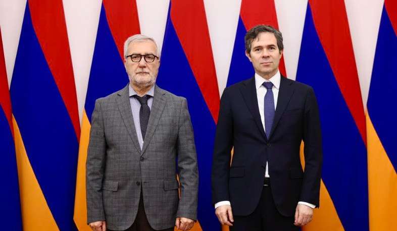 Yunanistan, Ermenistan’ın barış çabalarını takdirle karşılıyor