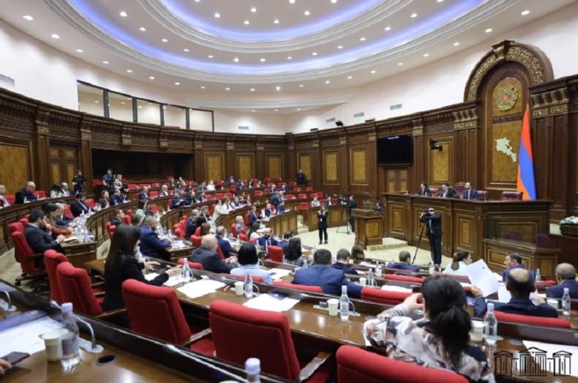 Bakü gerilimi tırmandırmaya çalışıyor, Ermenistan bunu önlemeye çabalıyor