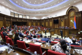 Bakü gerilimi tırmandırmaya çalışıyor, Ermenistan bunu önlemeye çabalıyor
