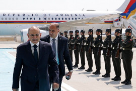 Փաշինյանը Թուրքիայում է. Ո՞վ է դիմավորել նրան (Տեսանյութ)
