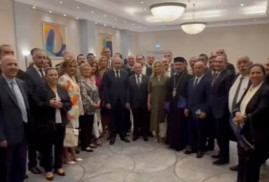 Başbakan Paşinyan, Türkiye'deki Ermeni cemaatinin temsilcileriyle bir araya geldi (Video)