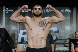Ermeni sporcu, “RCC Boxing Promotions” turnuvasında Vitali Kudukhov’u mağlup etti