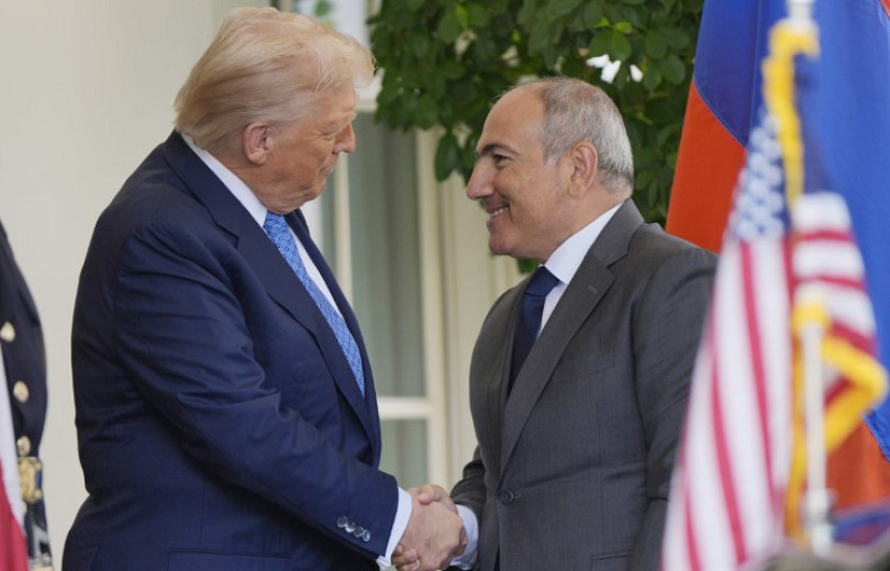 Trump, Paşinyan ile Ermenistan ve Washington’daki yollar hakkında yaptığı konuşmayı anlattı (Video)