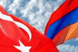 Թուրք քաղաքագետները Դավութօղլուի երևանյան այցի մասին