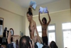 Femen’den Türkiye seçim eylemi