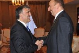 Գյուլը և Էրդողանը շնորհավորել են Իլհամ Ալիևին