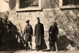 Ermeni Soykırımı Müze-Enstitüsü’ne eşsiz ve zengin foto koleksyonu hediye edildi