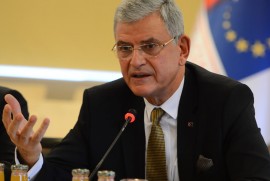 Թուրք նախարար, Թուրքիան կարող է ԵՄ-ին տրամադրել 60 հազարանոց բանակ