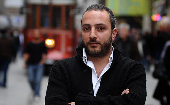 Evet, bana göre yaşanan şey soykırımdır. Bu topraklarda bir buçuk milyon insanın mezarı yok.