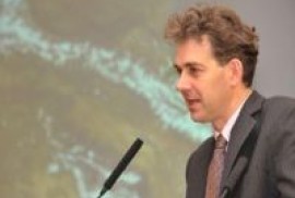 Tomas De Vaal: “Ermenistan Rusya değil”