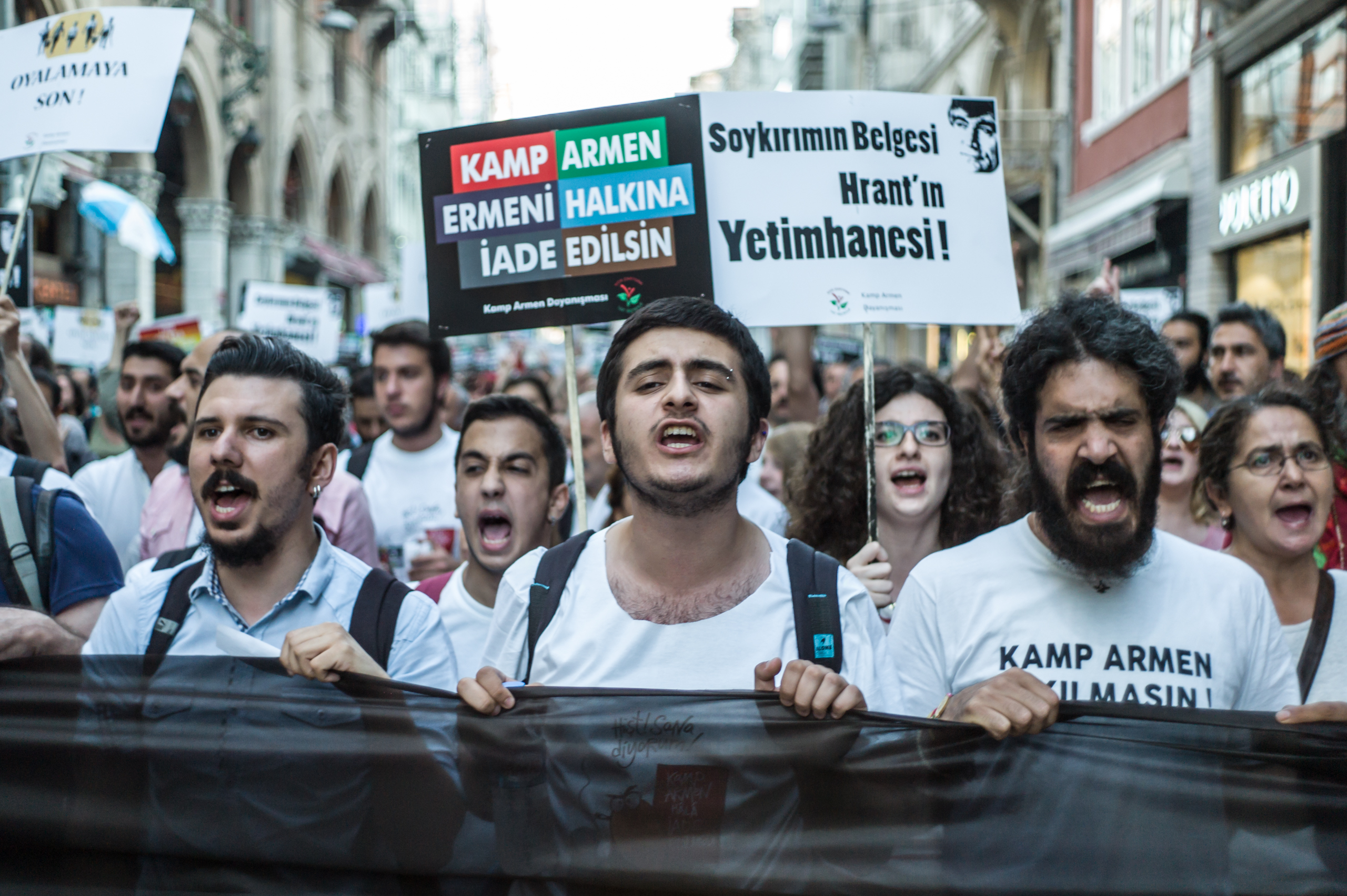 Kamp Armen: Direnişin 52. gününde yürüyüş düzenlendi (foto)