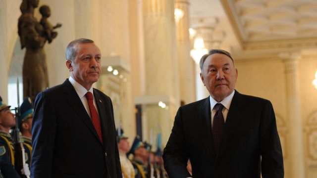 Erdoğan, Putin ile görüşmeye hazır olduğunu söyledi