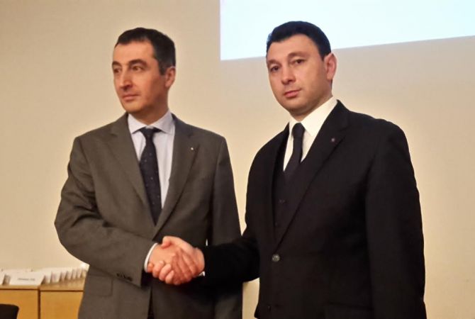 Ermenistan Parlamentosu başkan yardımcısı Berlin’de Yeşiller Partisi eş başkanı Özdemir ile bir araya geldi