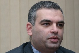 Demoyan: Türkiye en ağır suçunun yükü ile yalnız kaldı
