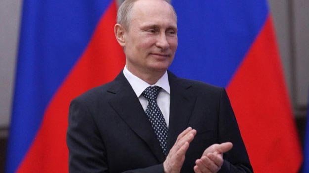 Putin, Erdoğan'la görüştüğünü ve ikili ilişkilerin yenileneceğini bildirdi
