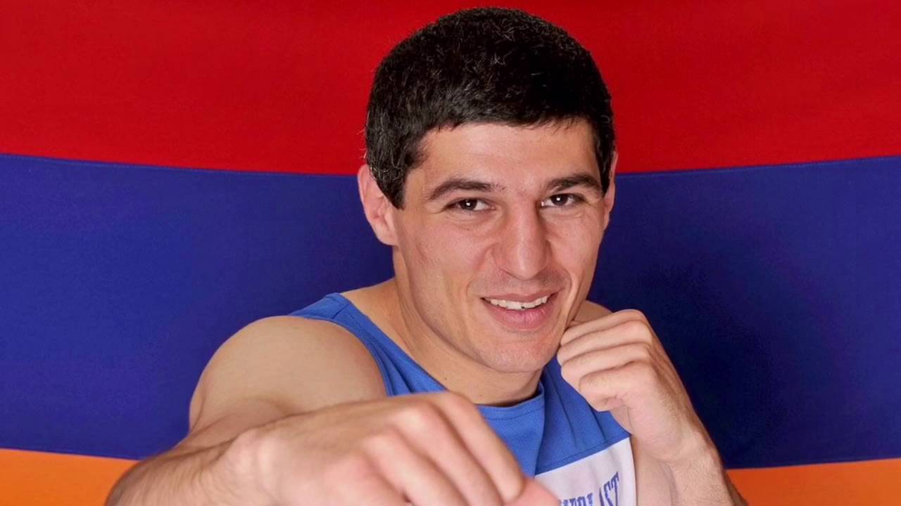 Ermeni boksör Olimpiyat oyunlarında rakibini yendi