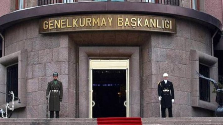 Զանգվածային պաշտոնանկություններ Թուրքիայի զինված ուժերում