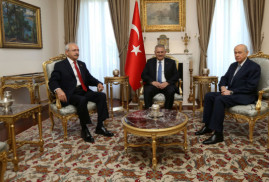Թուրքիայի 3 խորհրդարանական կուսակցություների առաջնորդները հանդիպել են` քննարկելու Ստամբուլի ահաբեկչությունը