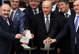 Թուրքիայի մեջլիսն ընդունել է սահմանադրական փոփոխությունների 8-11-րդ հոդվածները
