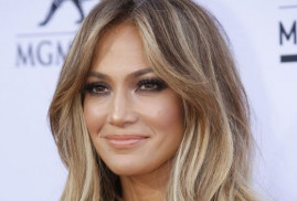 Hollywood yıldızı Jennifer Lopez’den Ermeni Soykırımı konulu filme destek