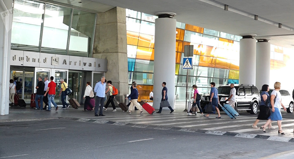 Ocak-Haziran döneminde "Zvartnots" Havalimanı'nda yolcu trafiği yüzde 24.7 arttı