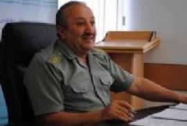 Karabağ Savunma Bakanı Kızılhaç Stepanakert Ofisinin  yeni atanan Başkanını kabul etti