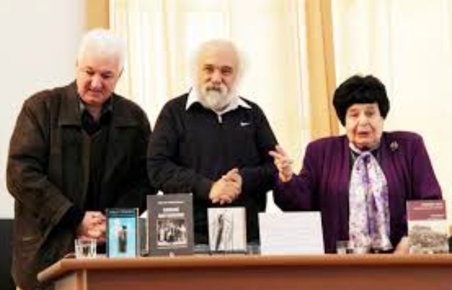 Ragıp Zarakolu yazdı: "Sarkis hep bizimle olacak"