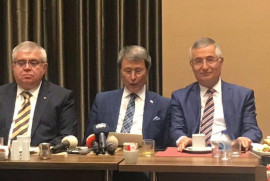 Հայոց ցեղասպանությունը ժխտող պատմաբանը հեռացել է ազգայնական կուսակցության շարքերից