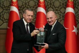 "Ara Güler Arşiv ve Araştırma Merkezi ve Ara Güler Müzesi" Kültür Bakanlığından özel ödüle layık görüldü
