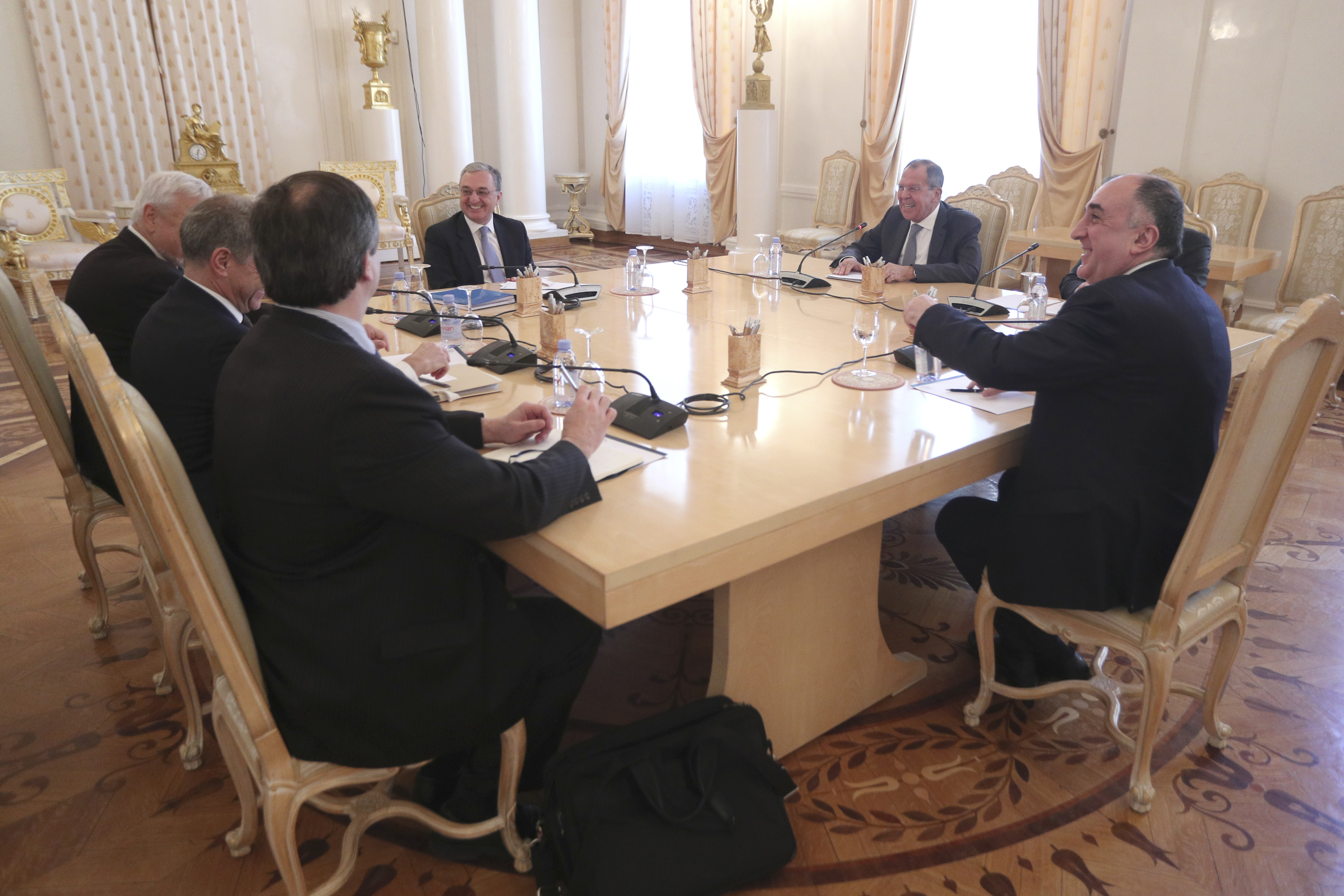 Опубликовано совместное заявление по итогам переговоров глав МИД Азербайджана и Армении по карабахскому вопросу