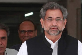 Eski Pakistan Başbakanı Abbasi'ye 13 gün hapis