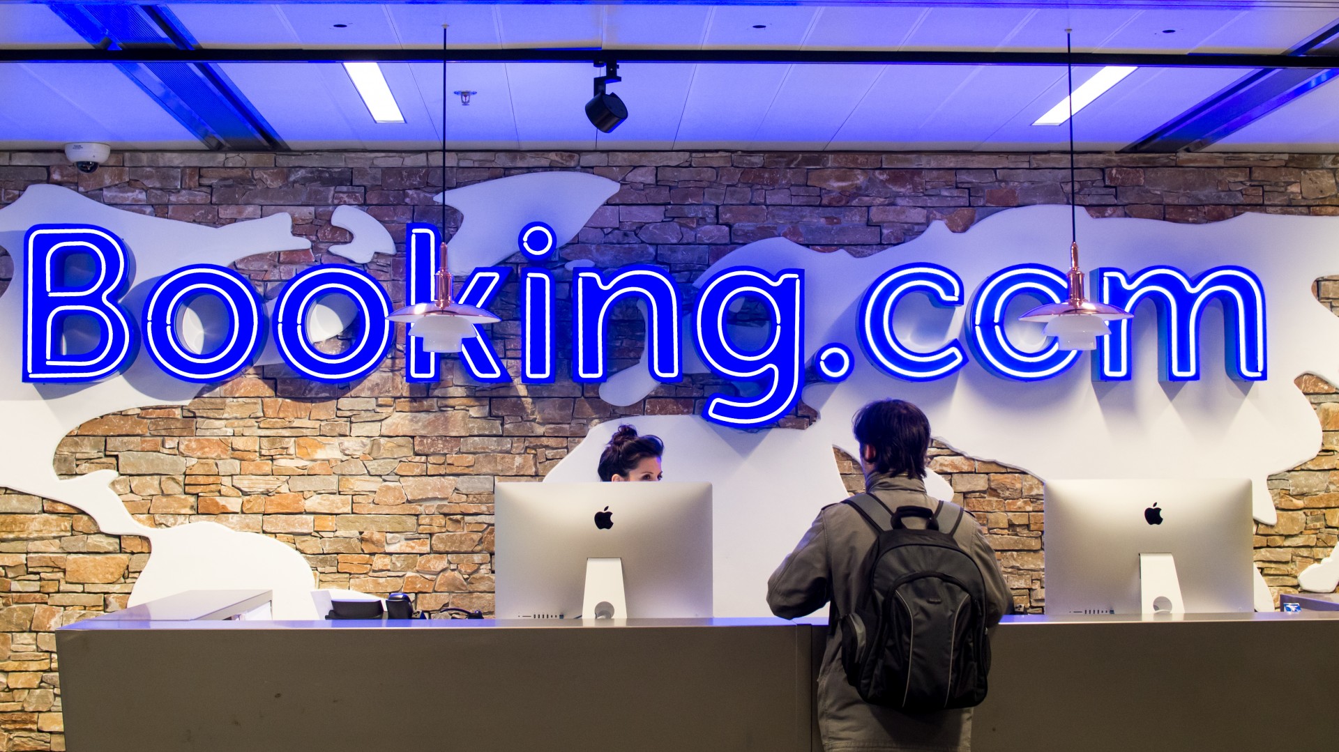 Booking.com Yerevan’ı 10 en yaygın rotalar arasına dahil etti