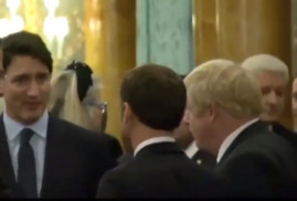 Trump'ın dedikodusunu yaparken yakalandılar