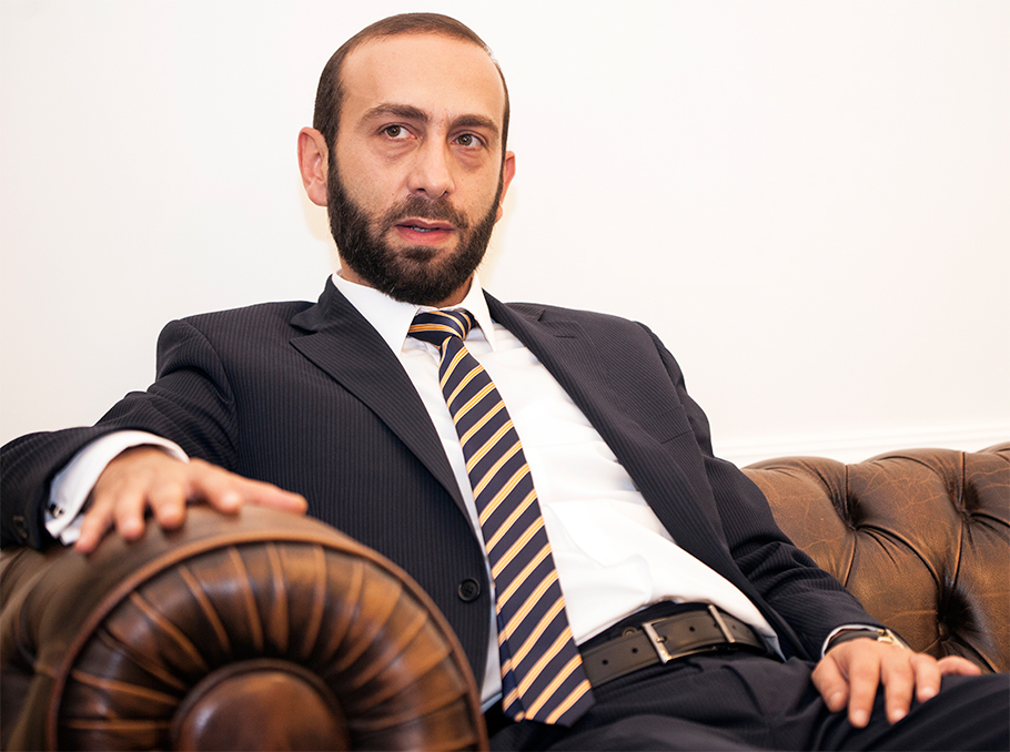 Ermenistan Dışişleri Bakanı 'Uluslararası Zorla Kaybedilenler Günü' nedeniyle mesaj yayınladı