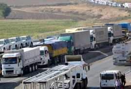 Թուրքիան փակել է իրանական բեռնատարների համար բոլոր անցակետերը