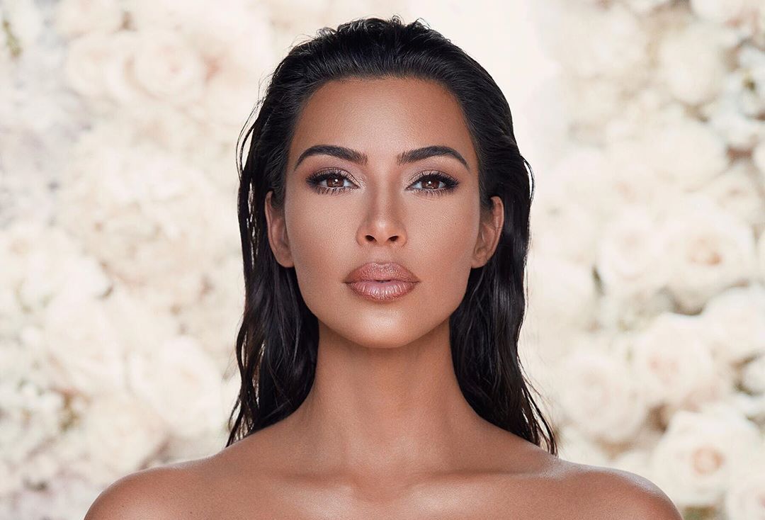 Kim Kardashian 1 dakikada 1 milyon dolar kazandı